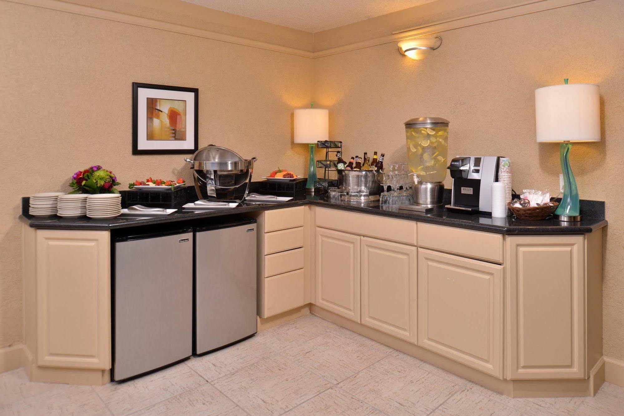 Holiday Inn Portland- I-5 S Wilsonville By Ihg Eksteriør billede
